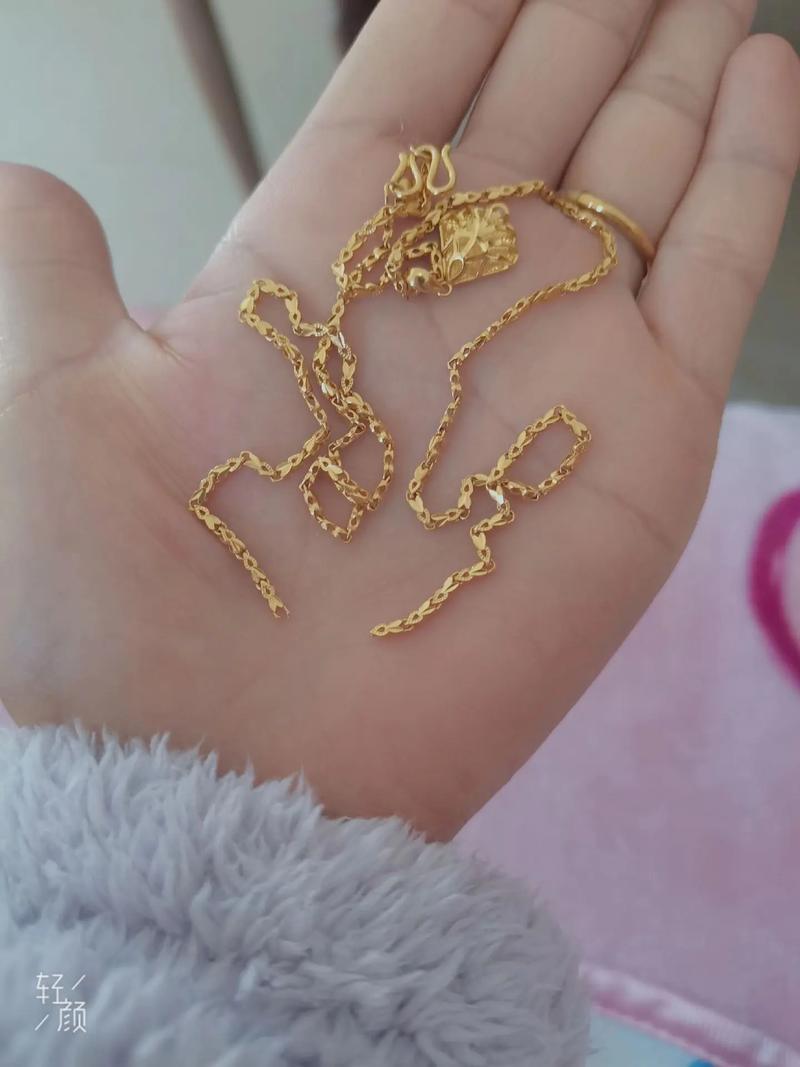 昂贵的项链损坏了怎么办？教你正确处理损坏的贵重项链