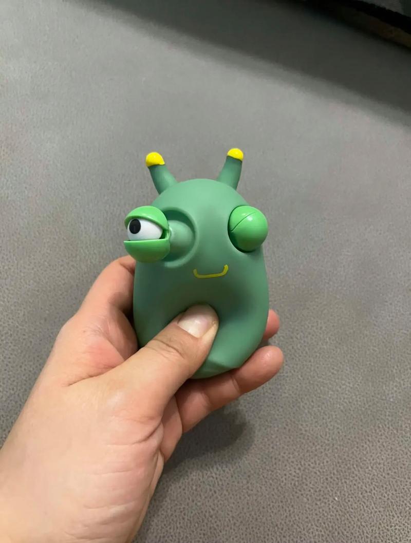 解压神器：超治愈的打小人游戏，让你心情愉悦