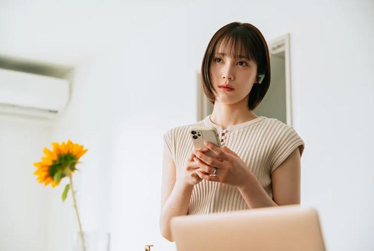 42岁美魔女的幸福生活：爱情、事业、家庭的完美平衡