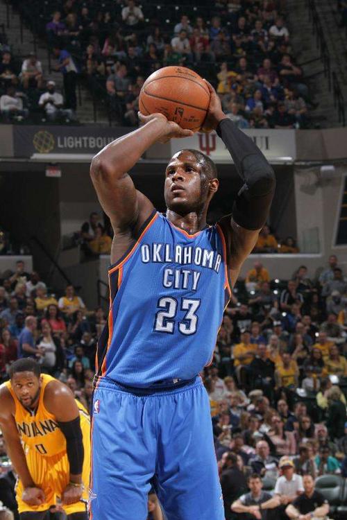 前NBA球员迪昂维特斯：他的职业生涯与反思